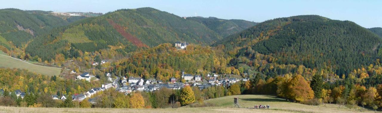 Hotel & Gasthof Garkueche Leutenberg エクステリア 写真