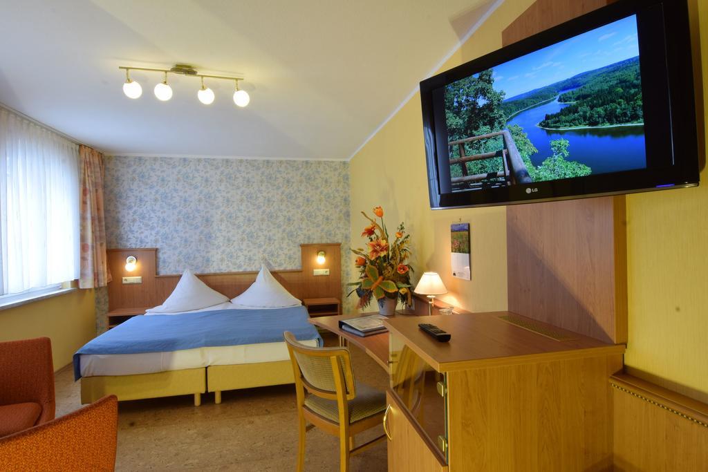 Hotel & Gasthof Garkueche Leutenberg エクステリア 写真