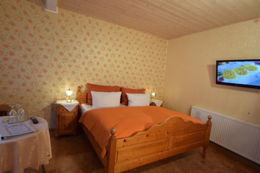 Hotel & Gasthof Garkueche Leutenberg エクステリア 写真